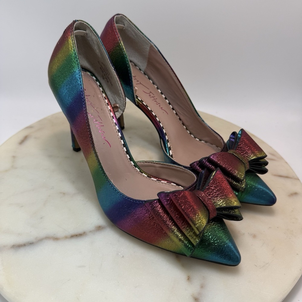 Betsey Johnson Bary Bary Rainbow Ombre Bow Heels Metallic Pointed Toe Size 6.5